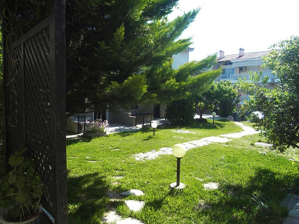 Charming Maisonette Polychrono Bagian luar foto